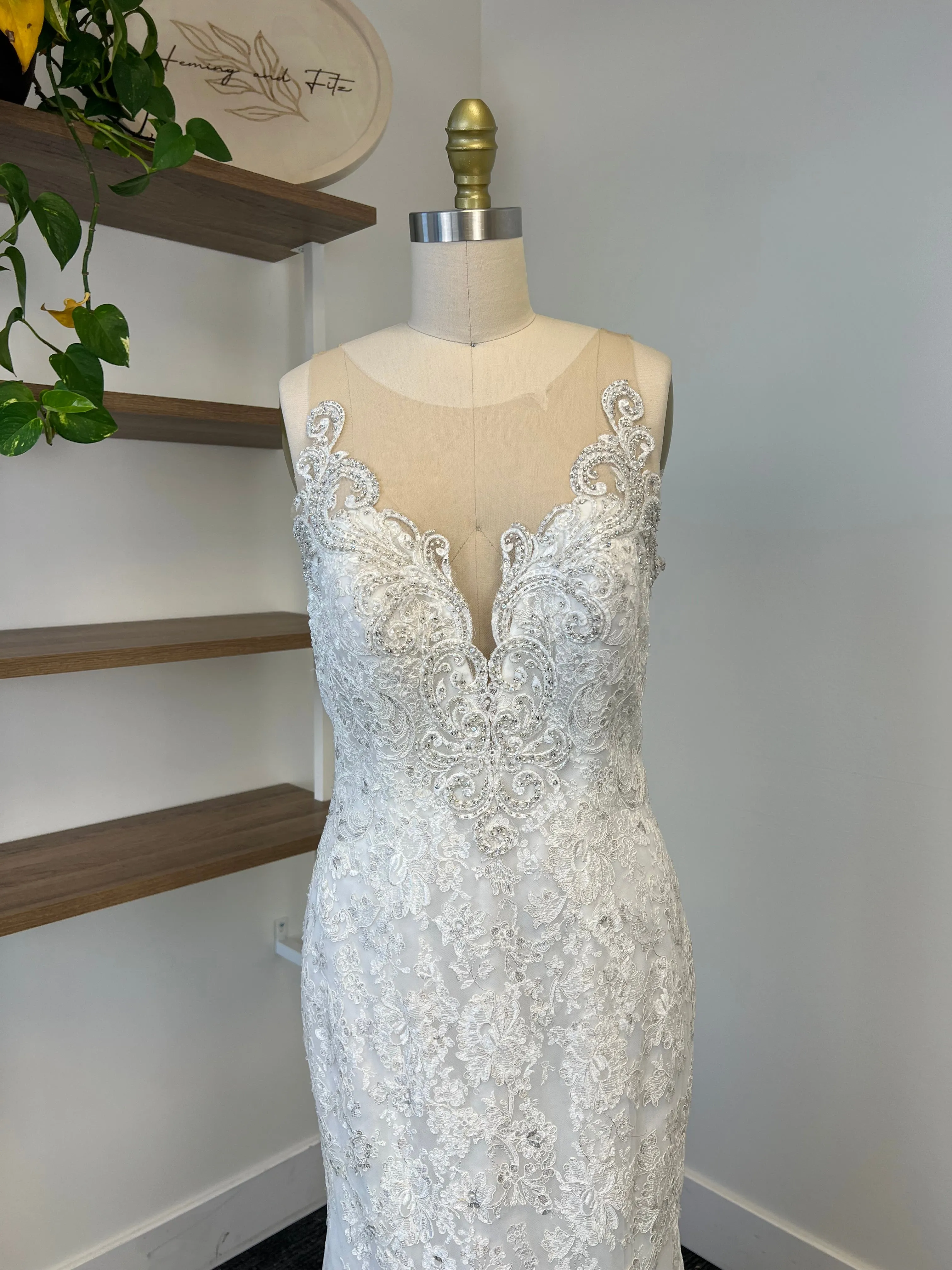 B / Allure 9363 Size 12