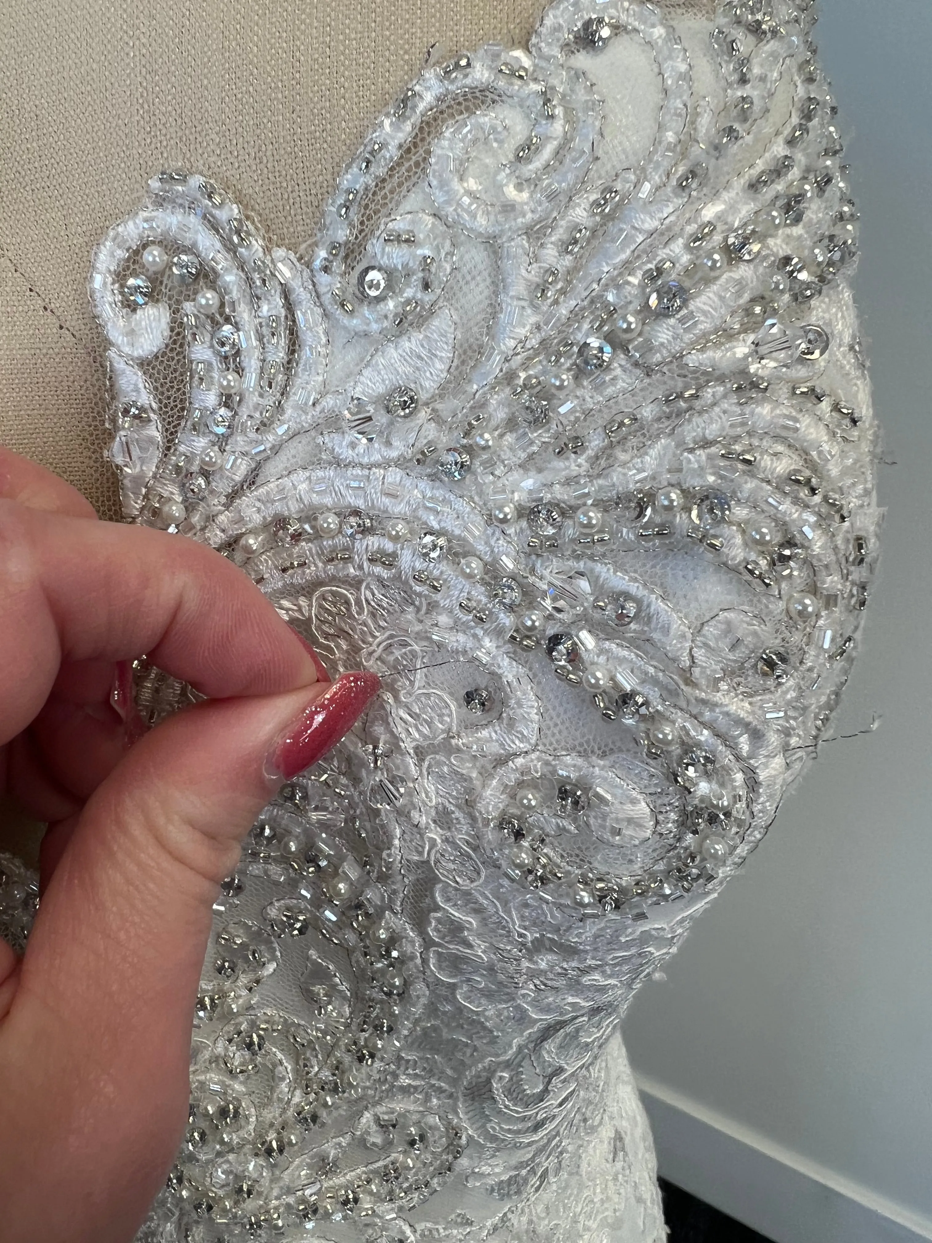 B / Allure 9363 Size 12