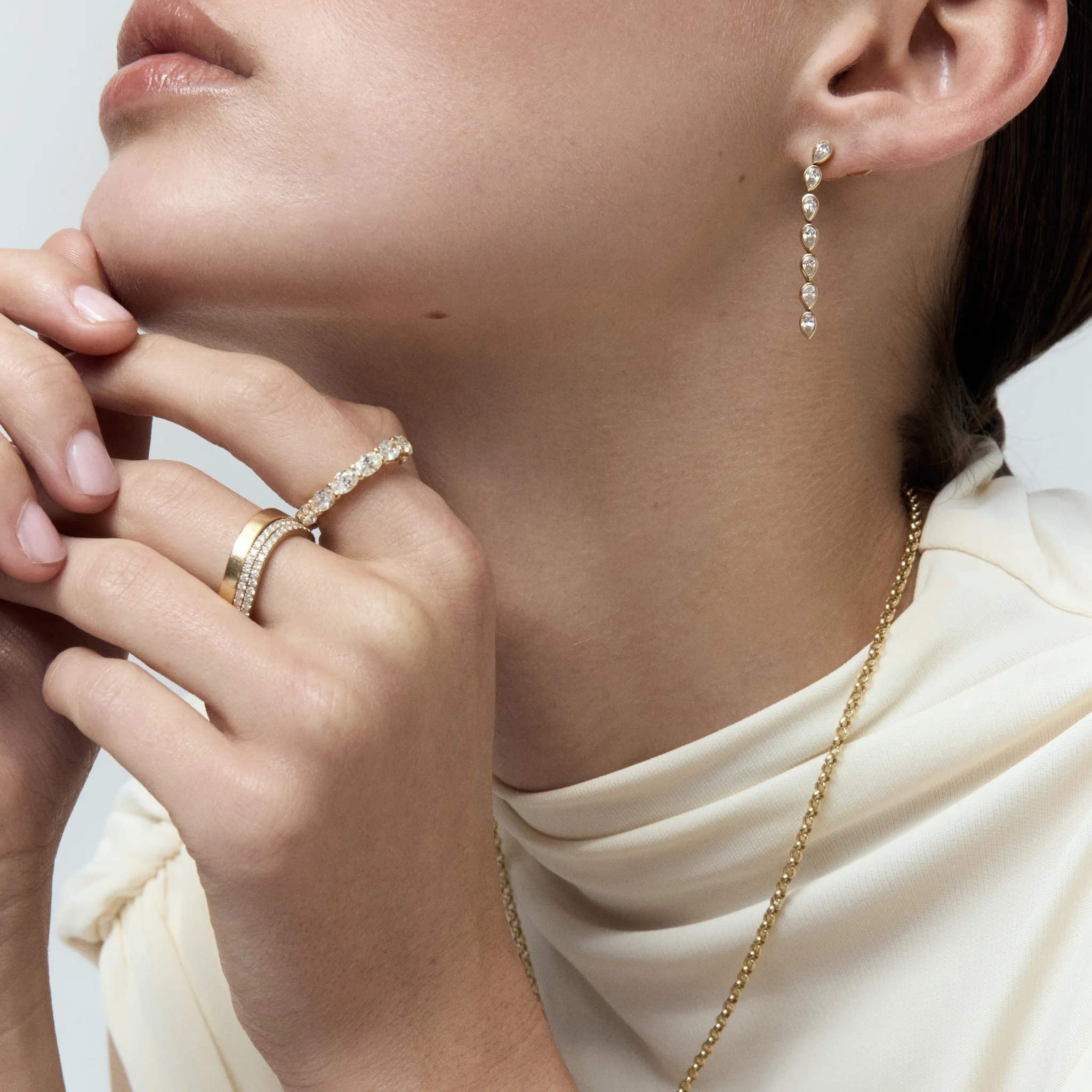 Bella Diamond Curved Ring