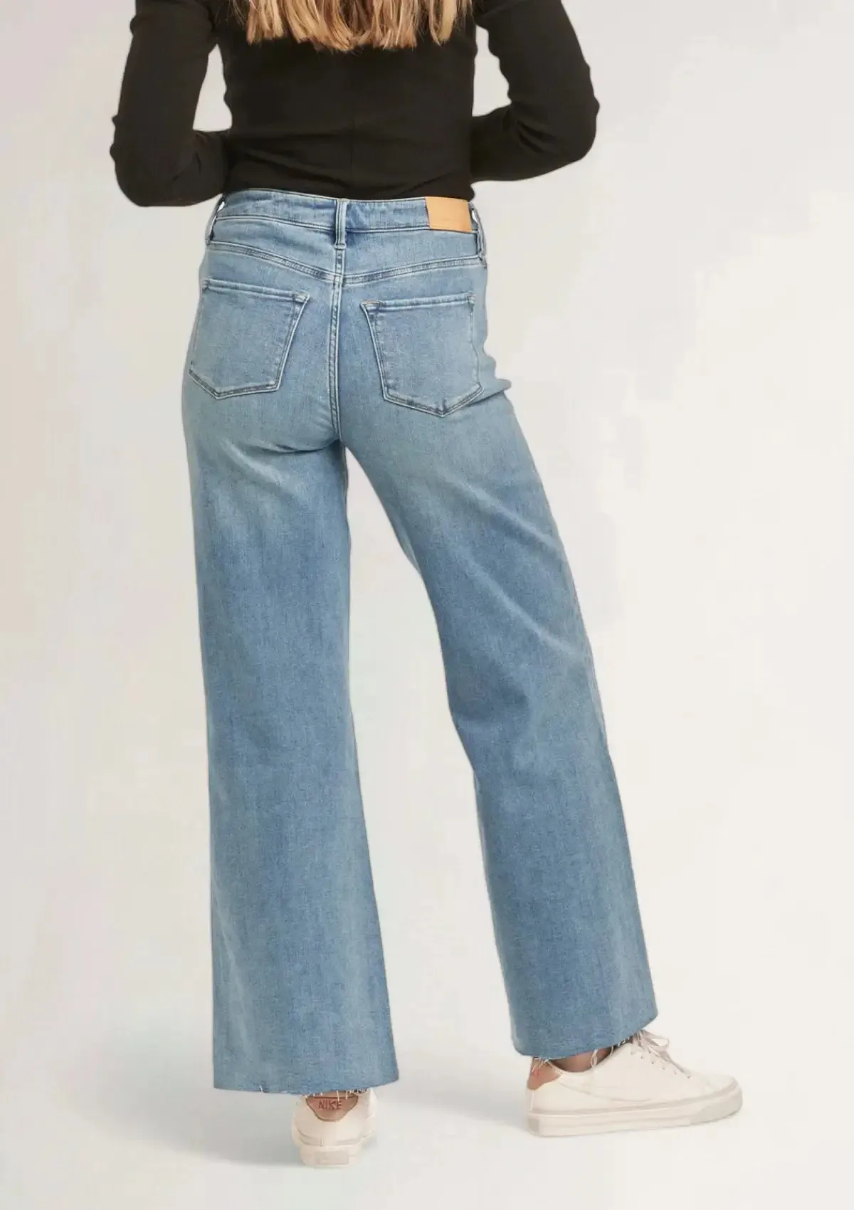Fiona Super High-Rise Jeans - Arctic Denim