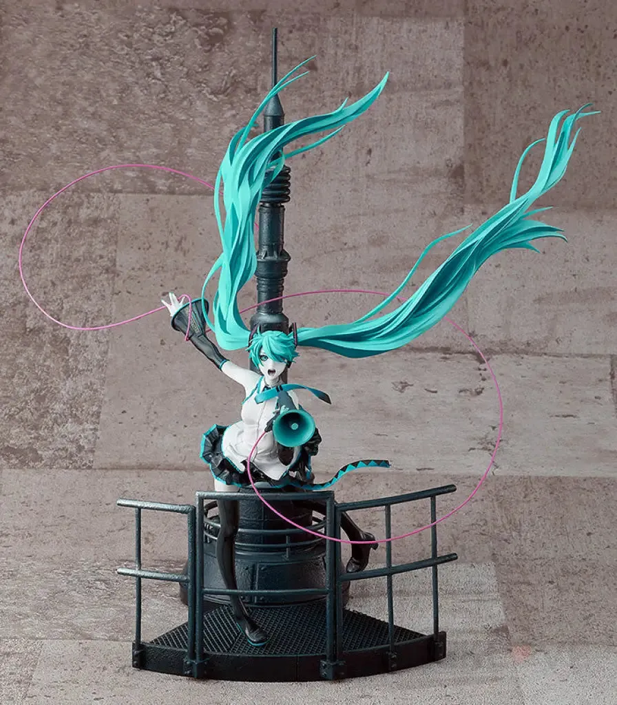 Hatsune Miku: Love is War Refined Ver. -Good Smile Company 20th Anniversary Book-