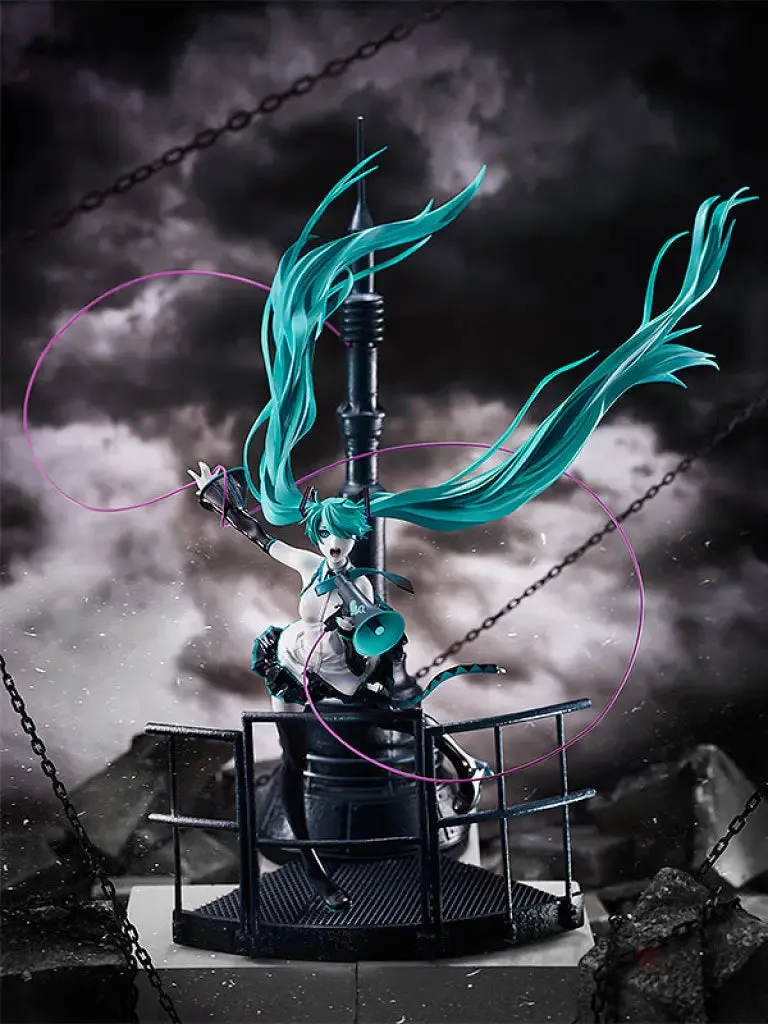 Hatsune Miku: Love is War Refined Ver. -Good Smile Company 20th Anniversary Book-