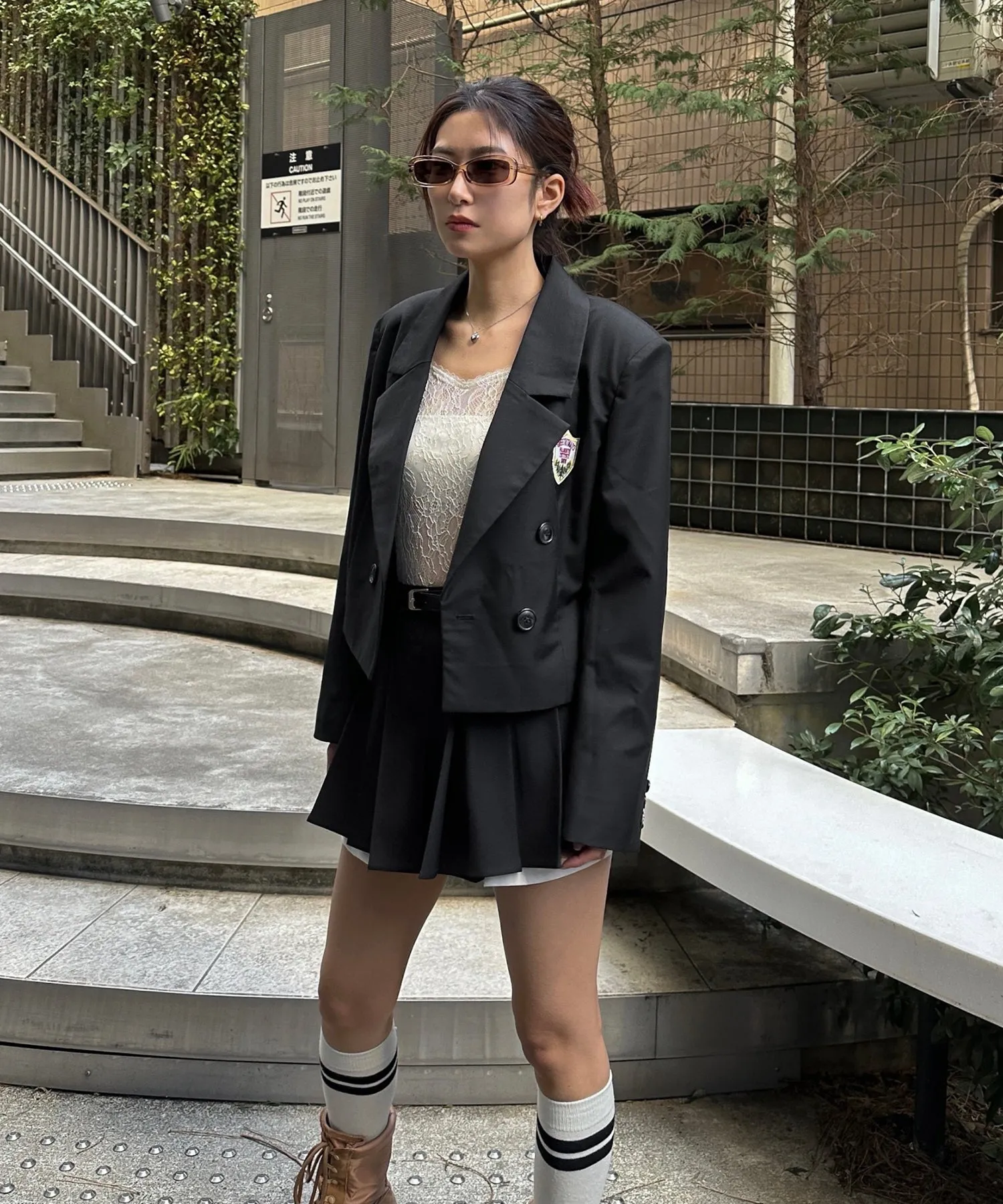Layered pocket pleated mini skirt