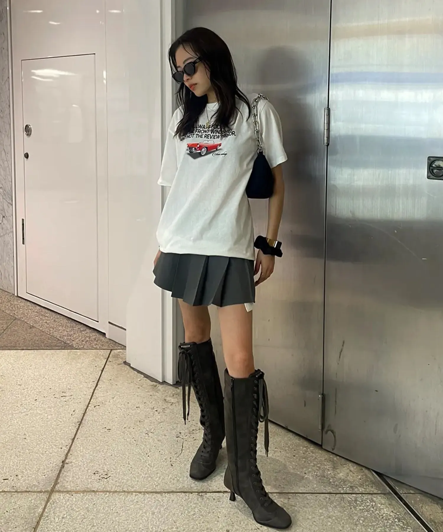 Layered pocket pleated mini skirt