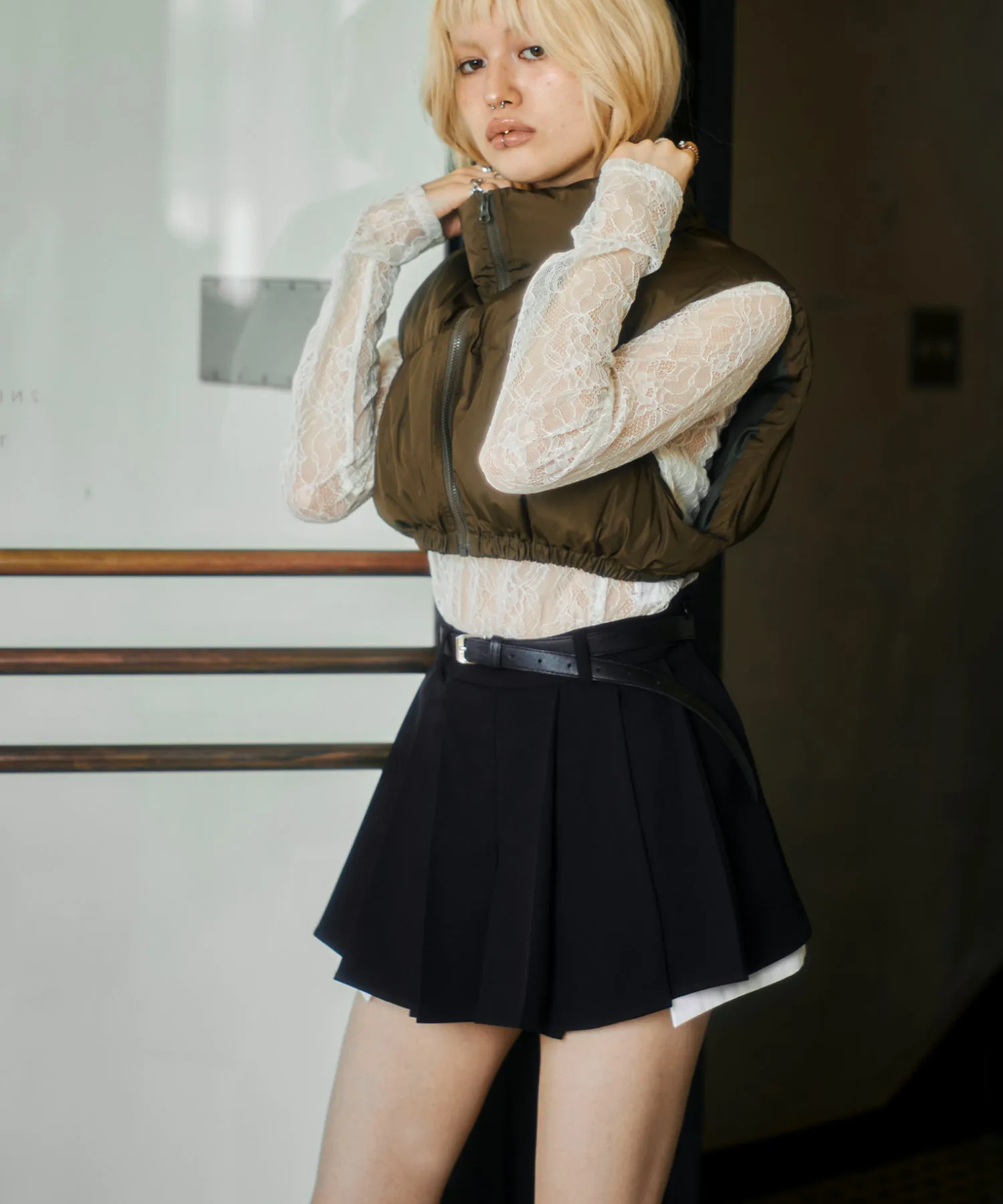 Layered pocket pleated mini skirt