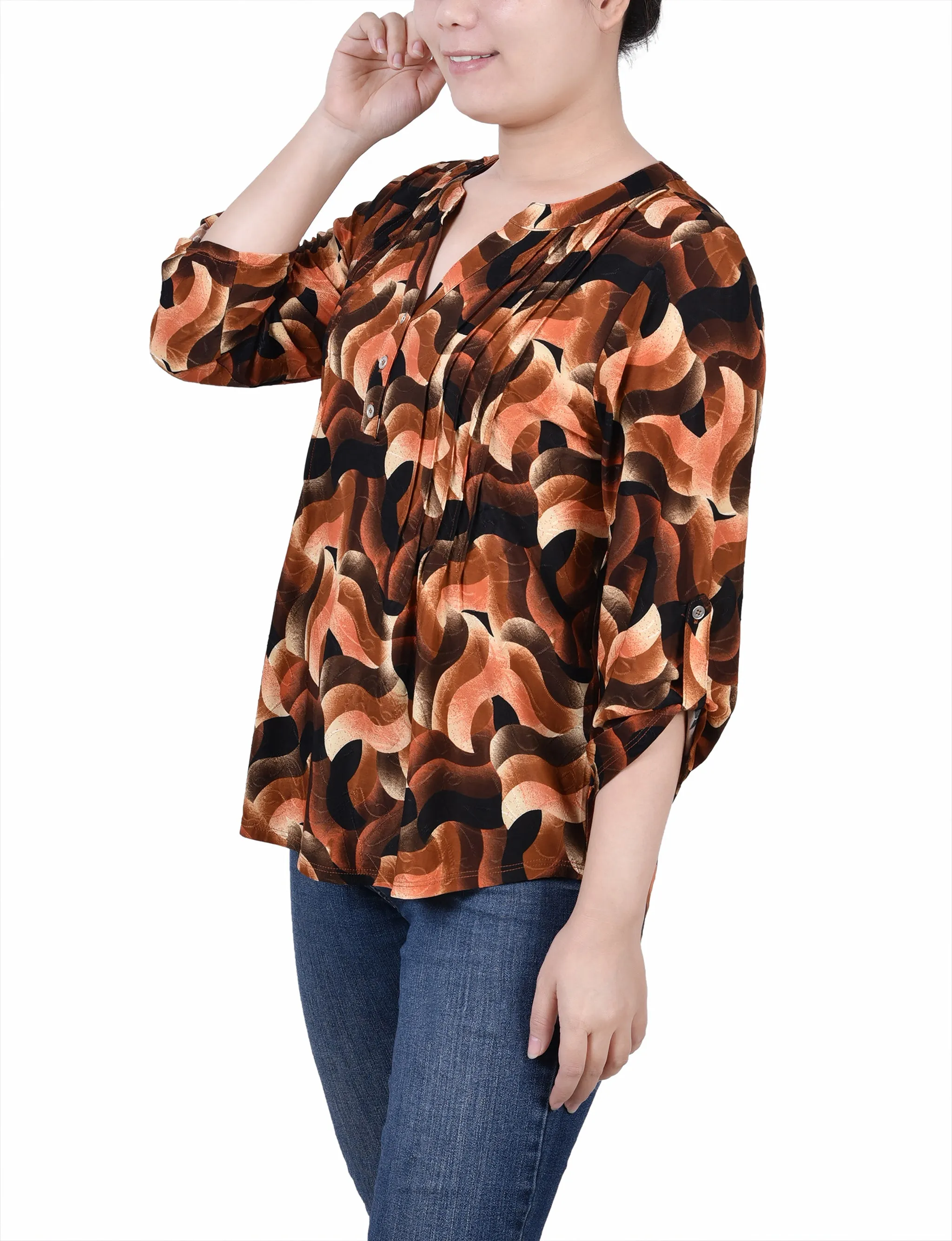 Petite 3/4 Roll Tap Pullover Top